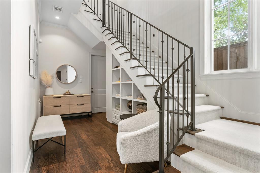 415 Lovett Boulevard Unit: E