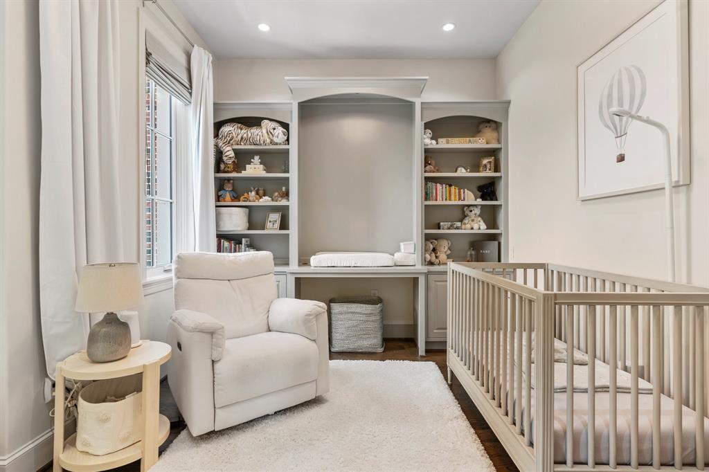 415 Lovett Boulevard Unit: E