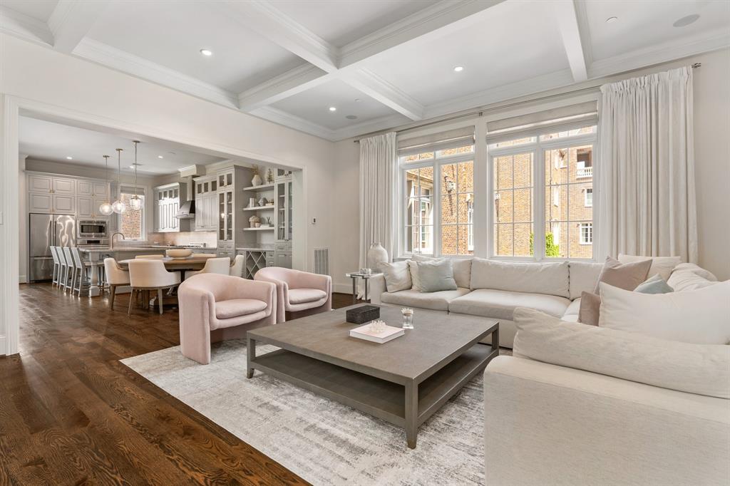 415 Lovett Boulevard Unit: E