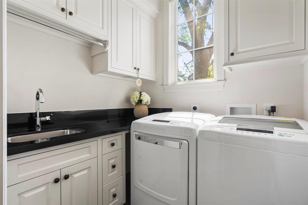 415 Lovett Boulevard Unit: E