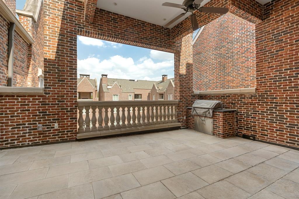 415 Lovett Boulevard Unit: E