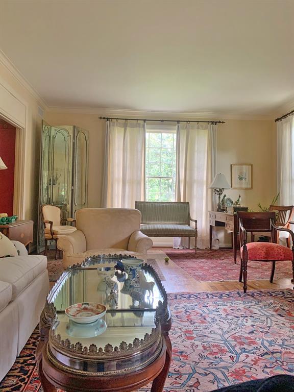 2900 Chevy Chase Drive