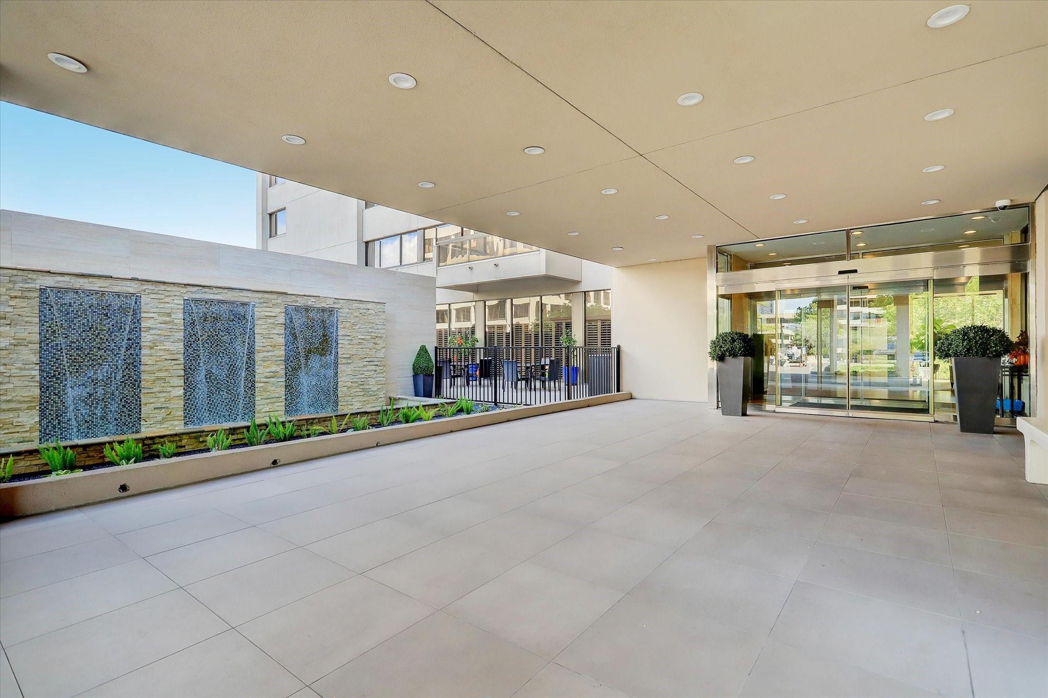 49 Briar Hollow Lane # 1503