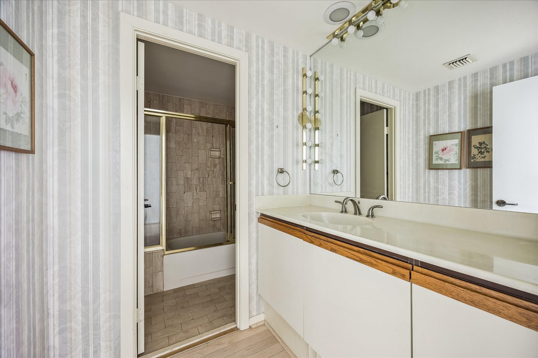 49 Briar Hollow Lane # 1503