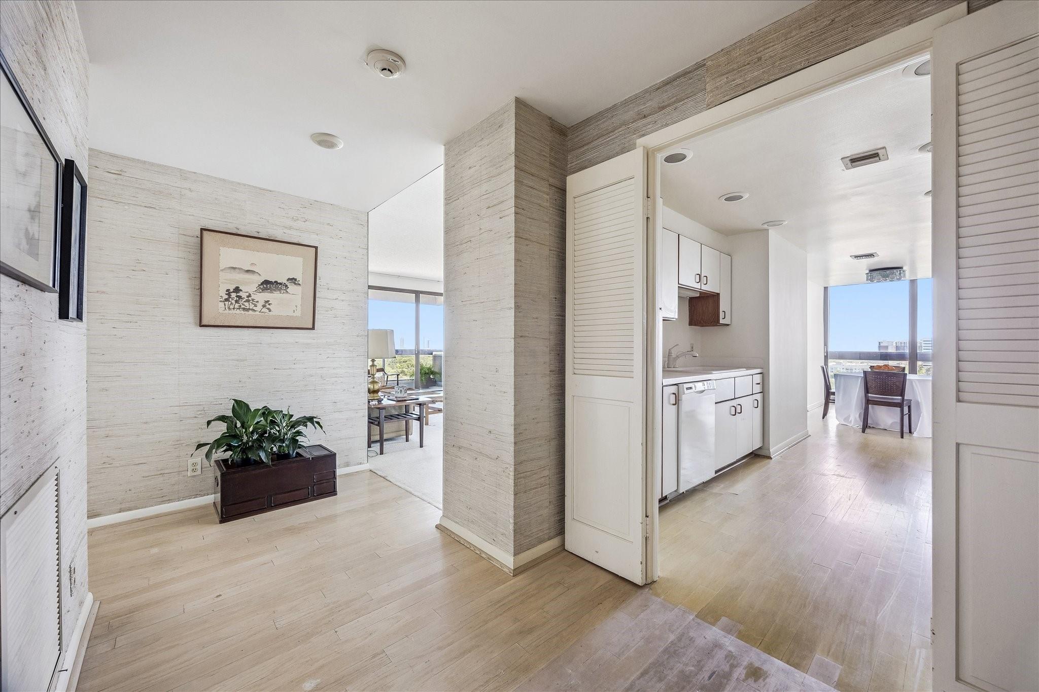 49 Briar Hollow Lane # 1503