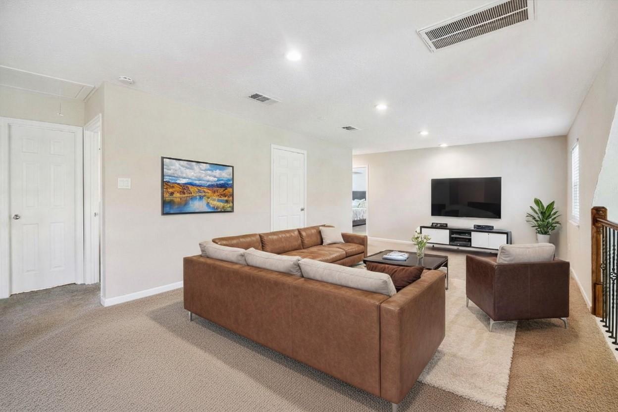 5202 Cypress Green Lane