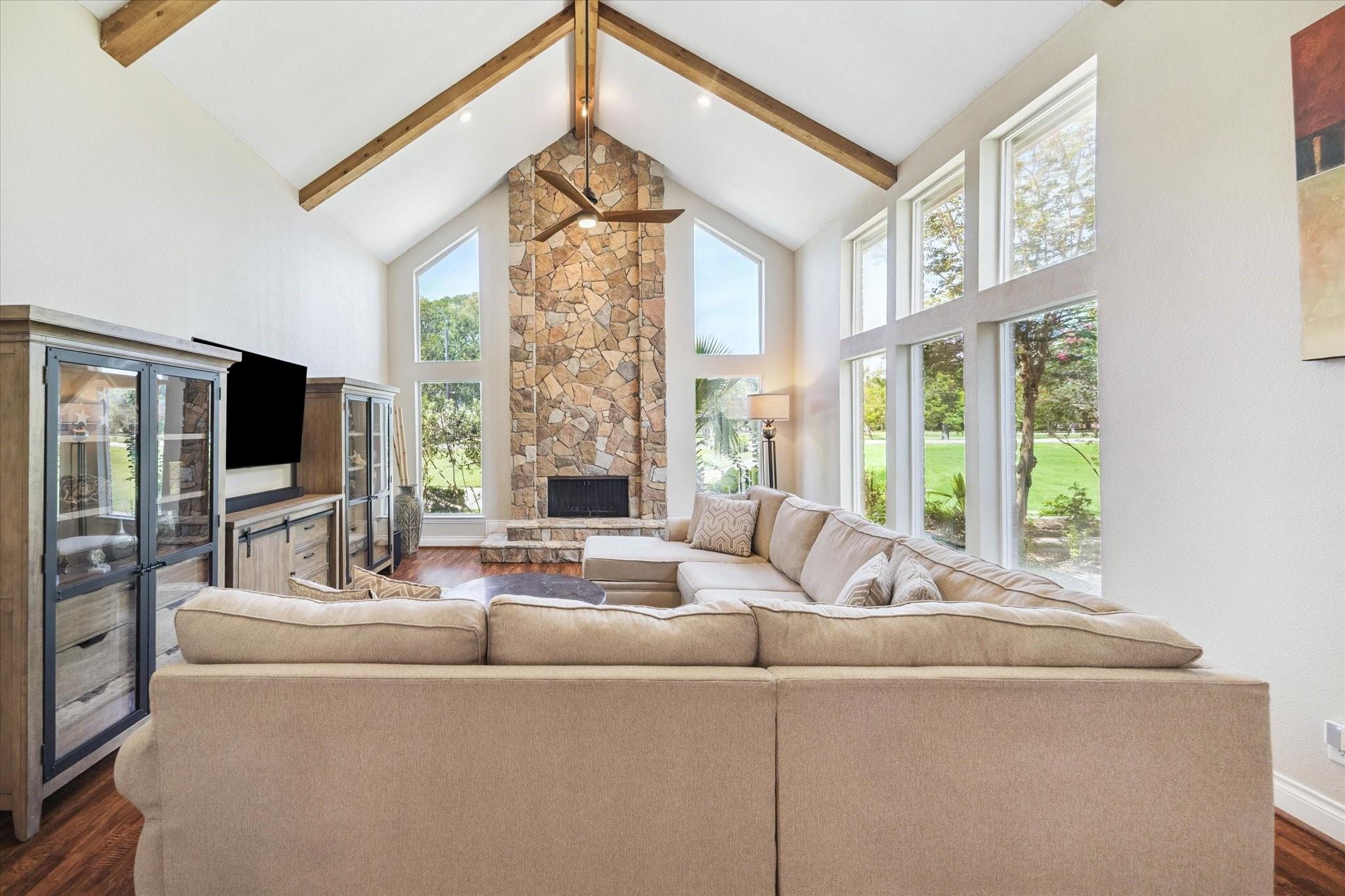 5202 Cypress Green Lane