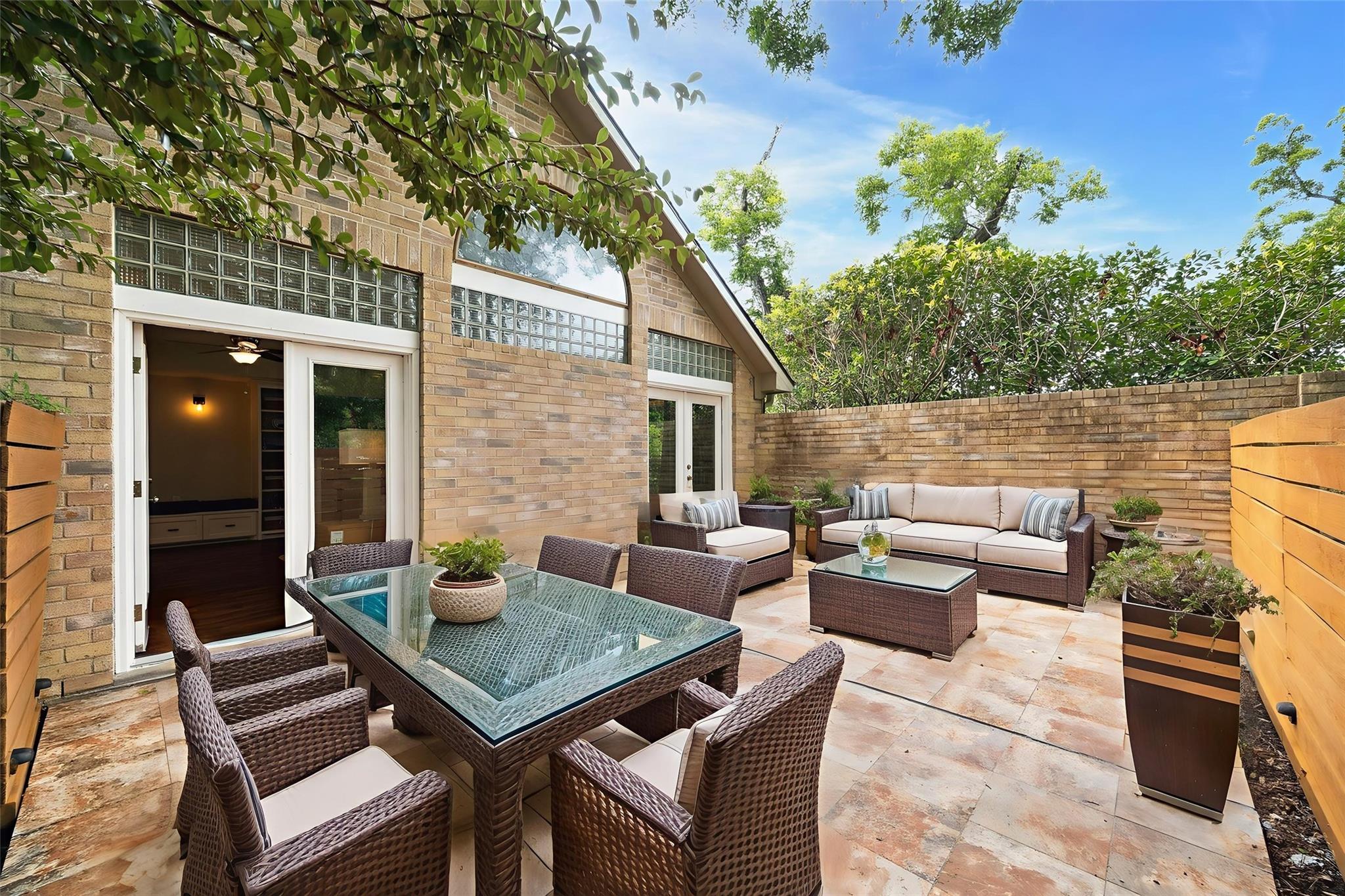 5202 Cypress Green Lane