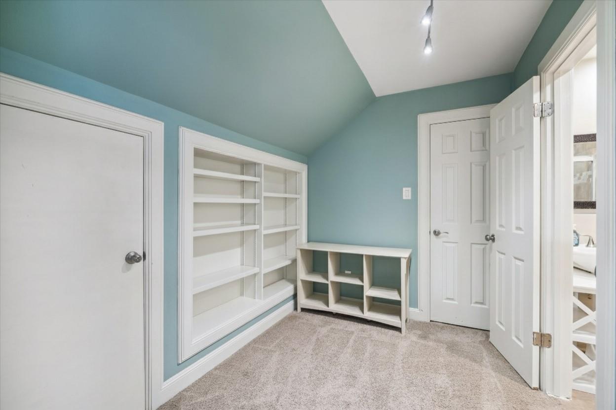 5202 Cypress Green Lane