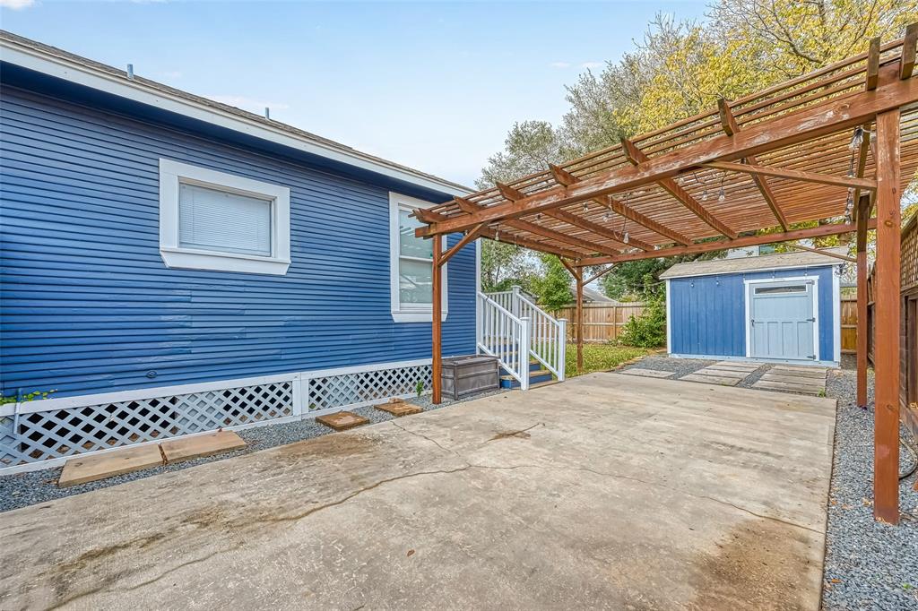 1721 Airline Drive