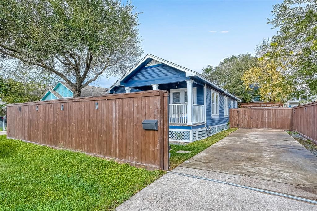 1721 Airline Drive