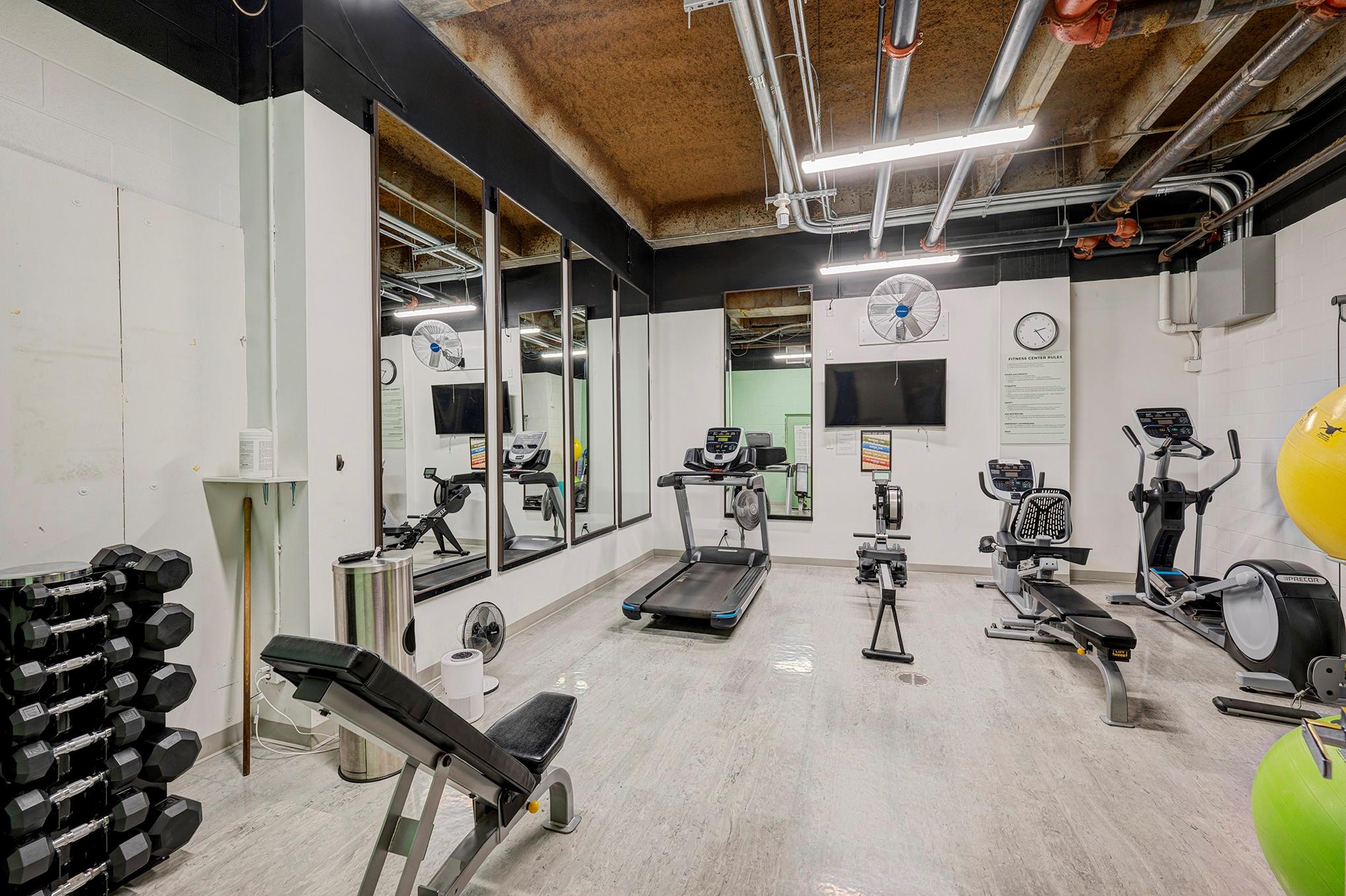 5000 Montrose Boulevard # 21A