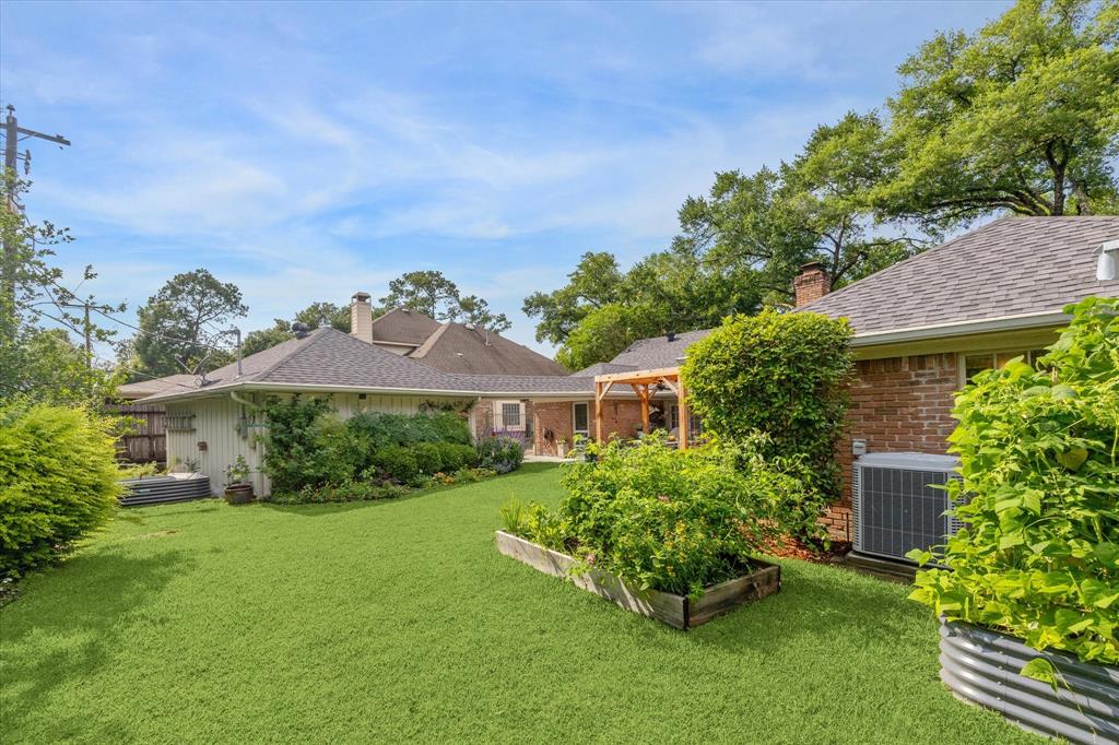 10023 Briar Rose Drive