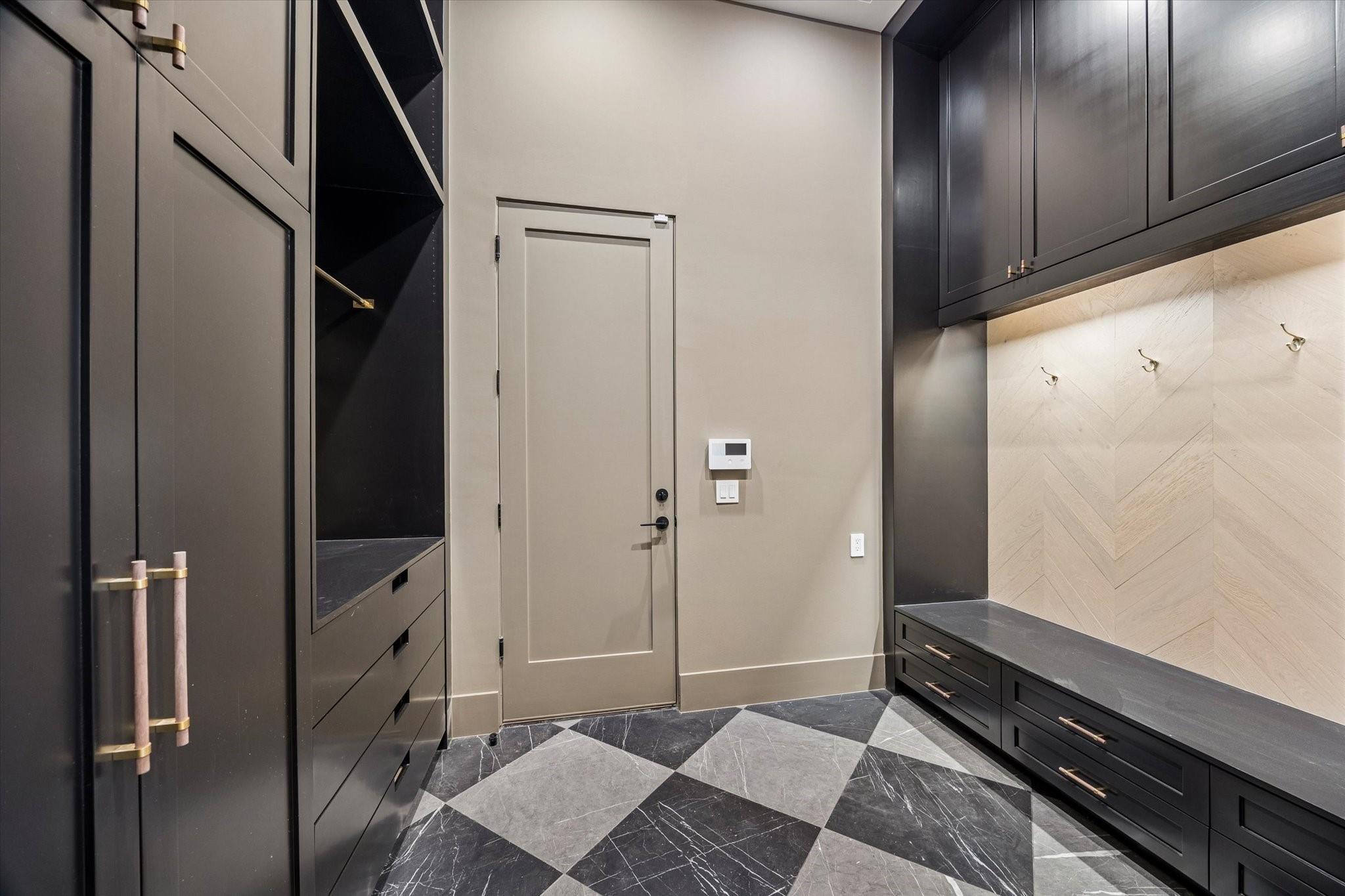 1801 Sunset Boulevard