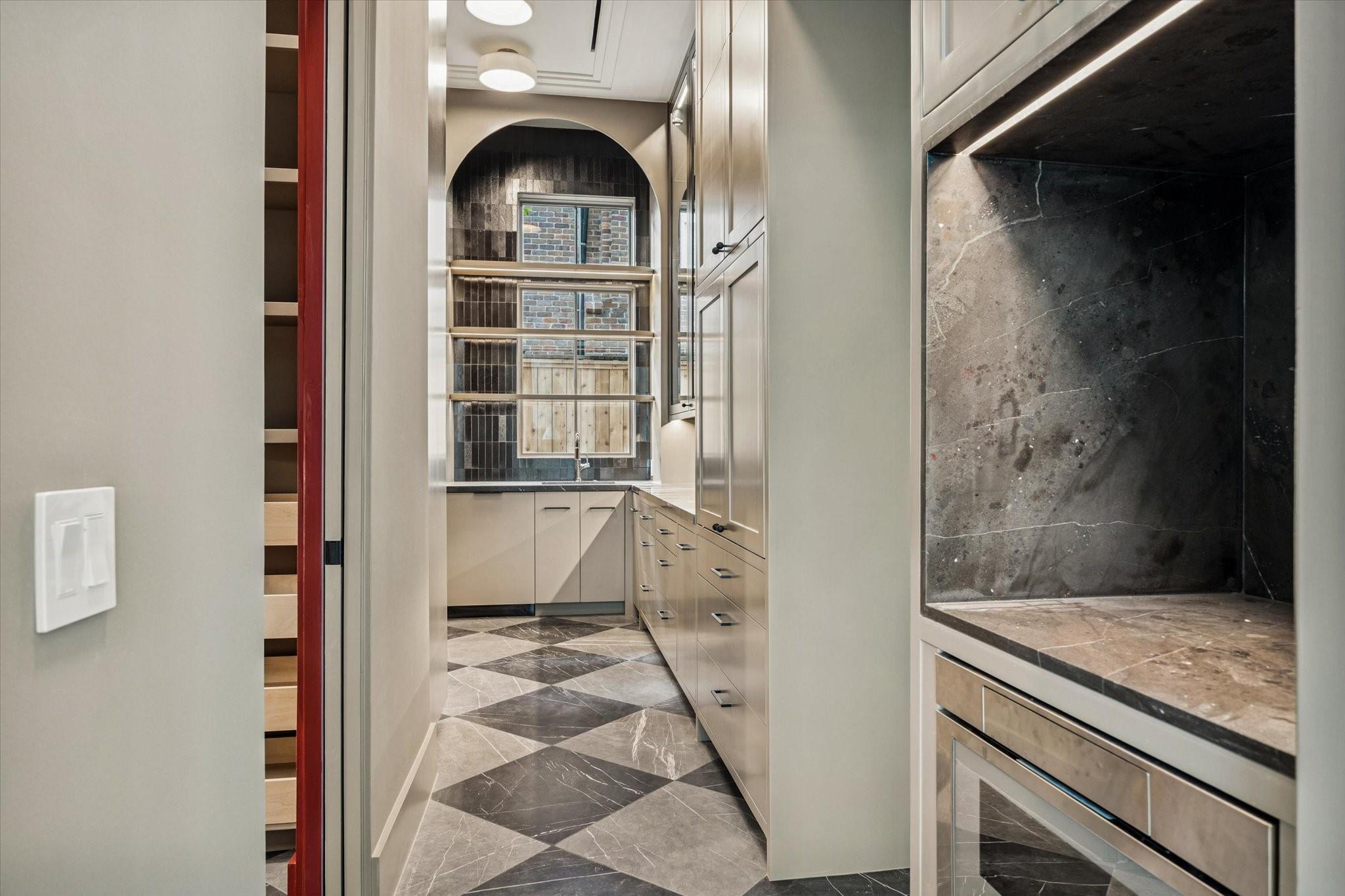 1801 Sunset Boulevard