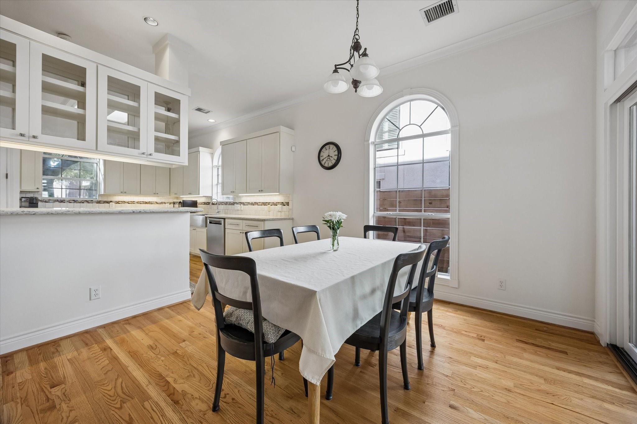 551 S 2nd Street