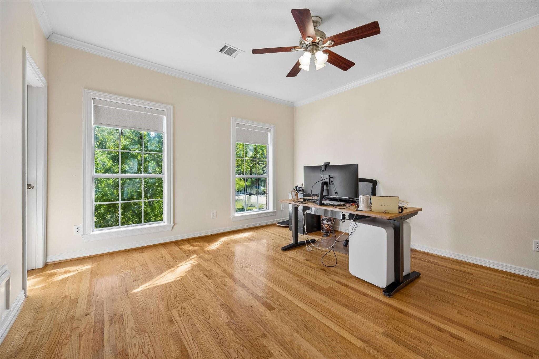551 S 2nd Street