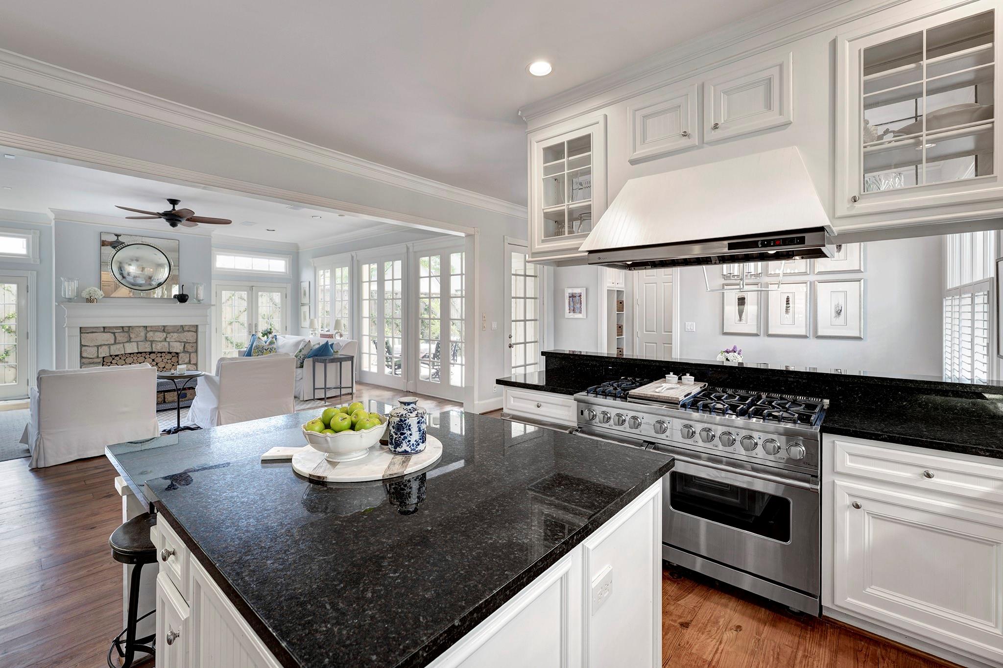 4039 Swarthmore Street