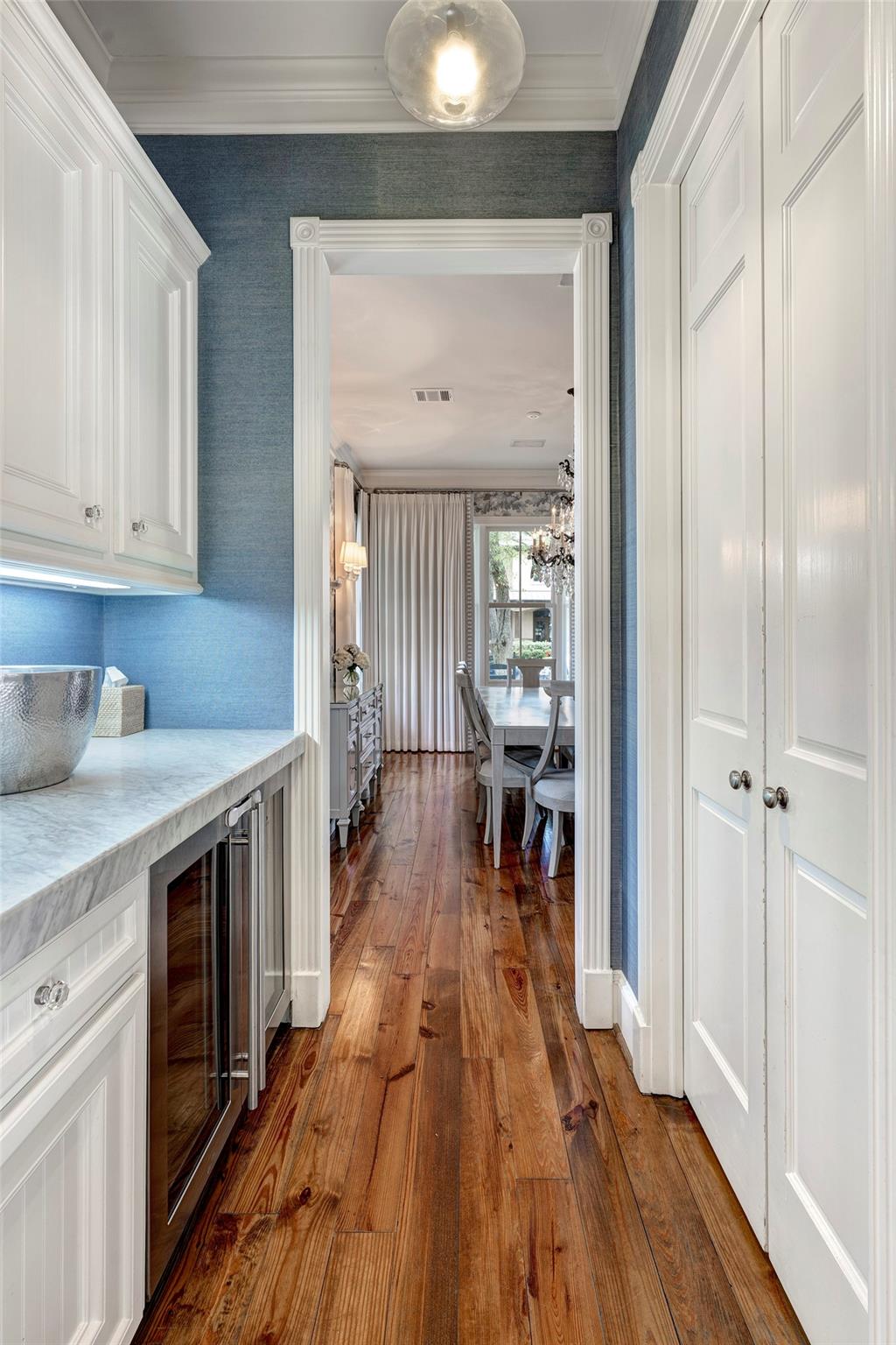 4039 Swarthmore Street