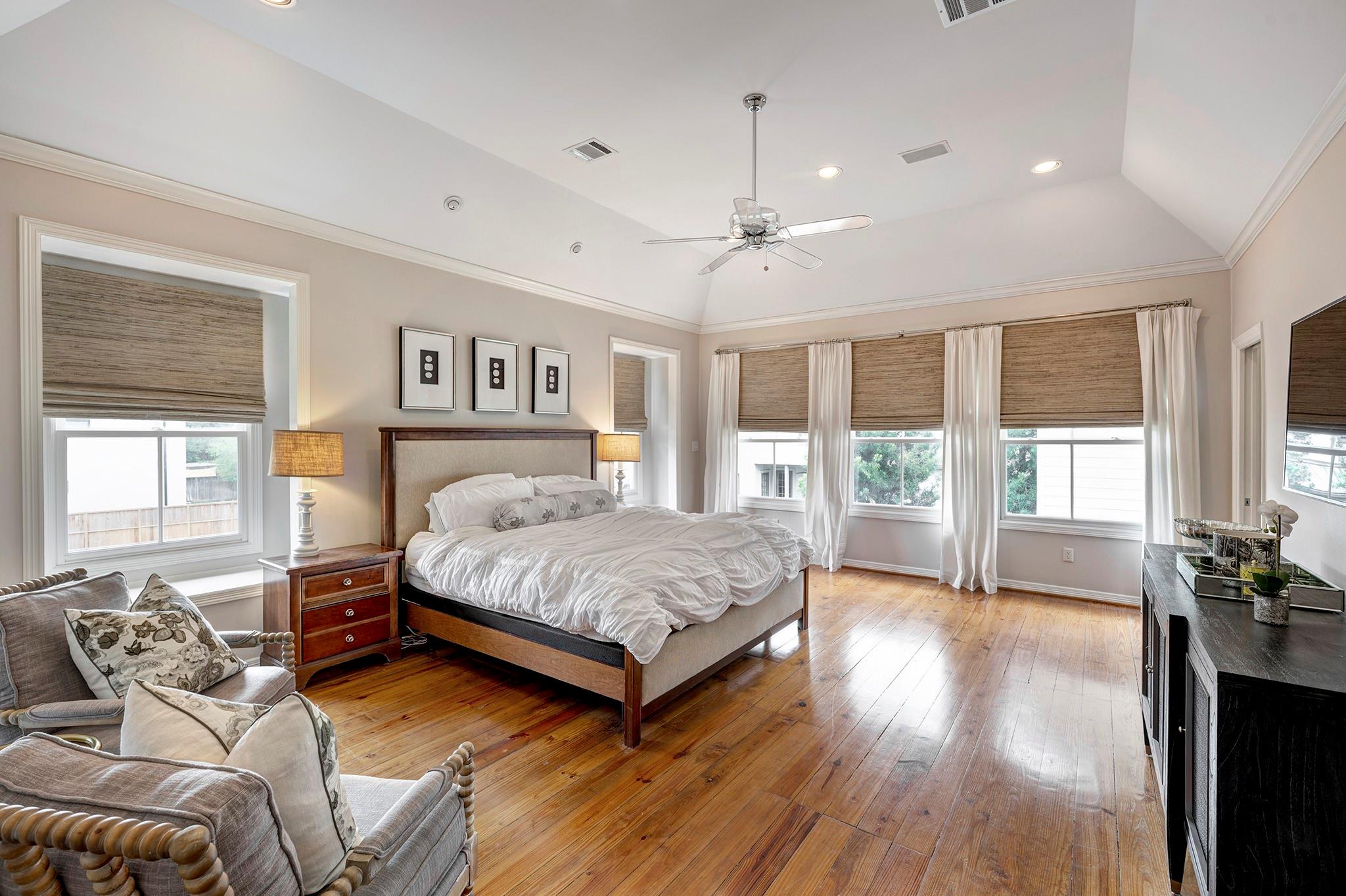 4039 Swarthmore Street