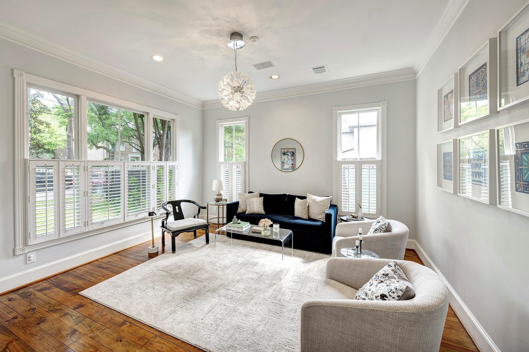 4039 Swarthmore Street