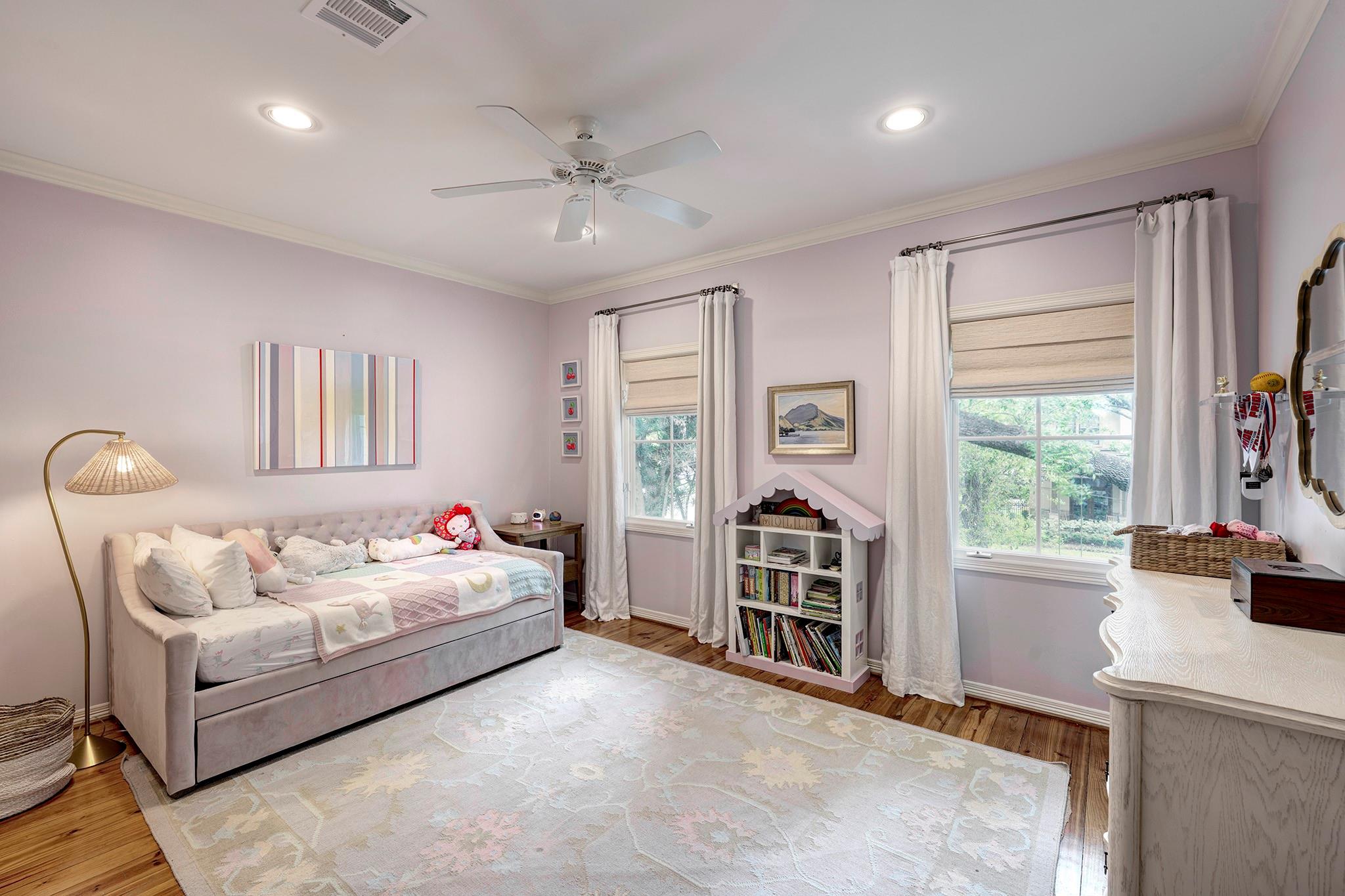 4039 Swarthmore Street