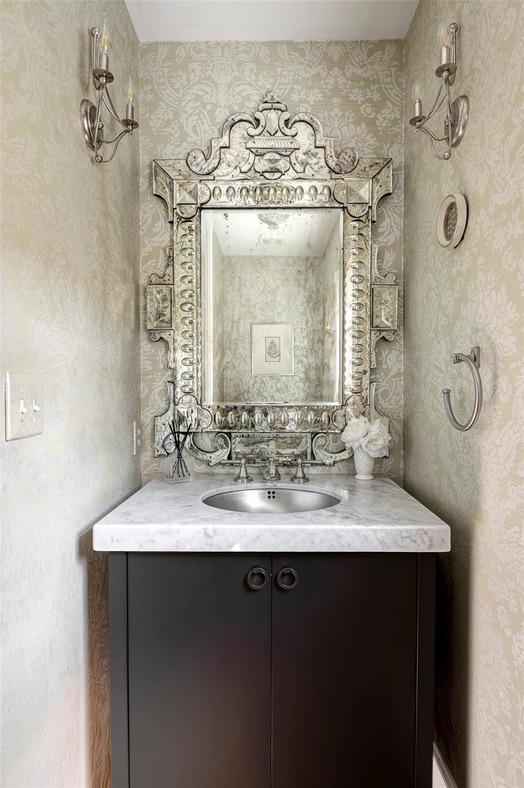 4039 Swarthmore Street