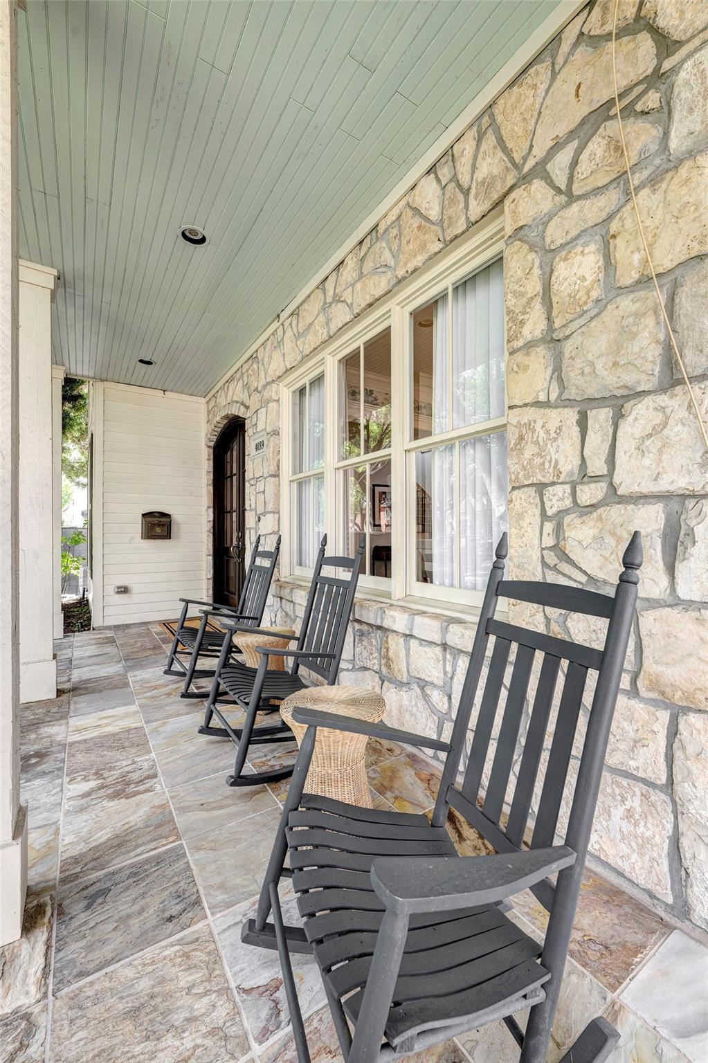 4039 Swarthmore Street