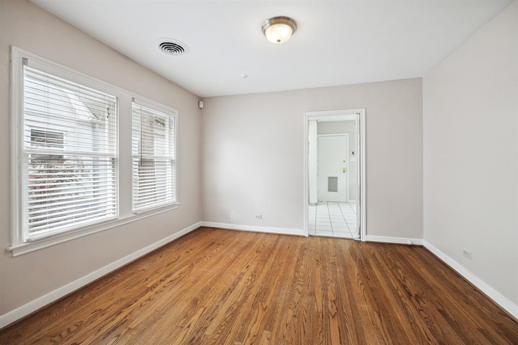 2526 Southgate Boulevard