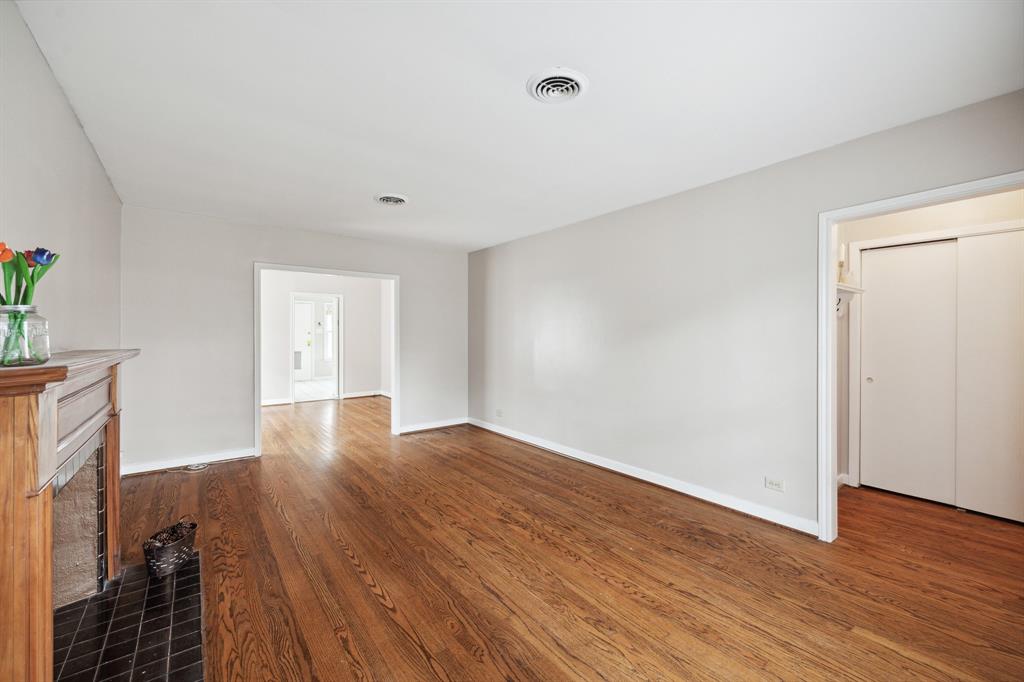 2526 Southgate Boulevard