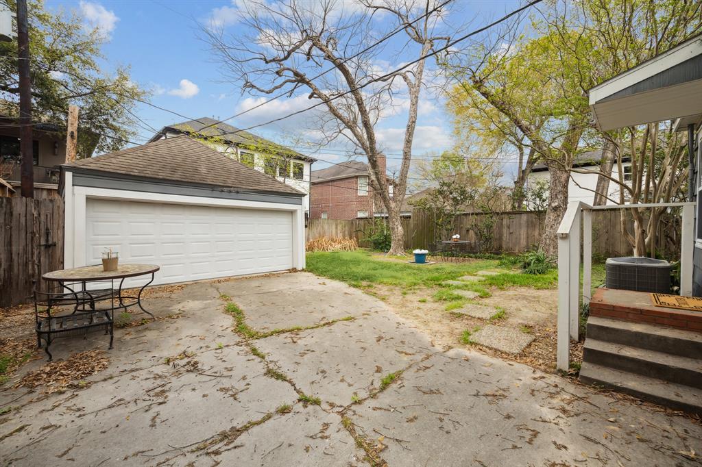 2526 Southgate Boulevard
