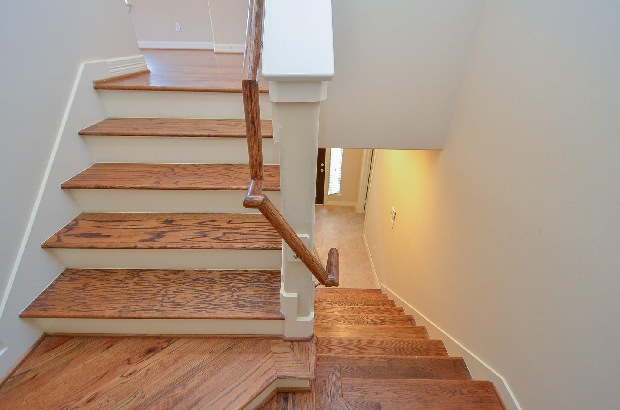 3834 Center Street
