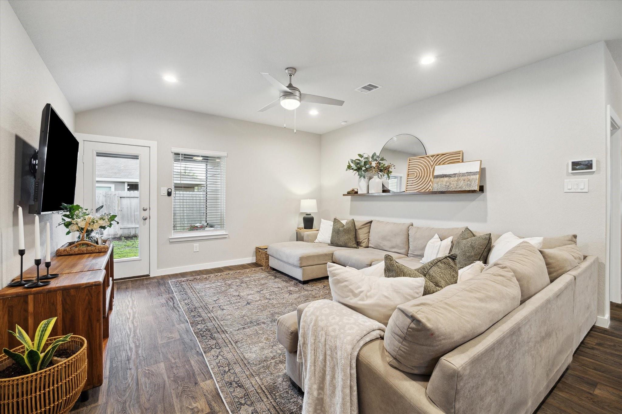 9833 Glen Brook Lane