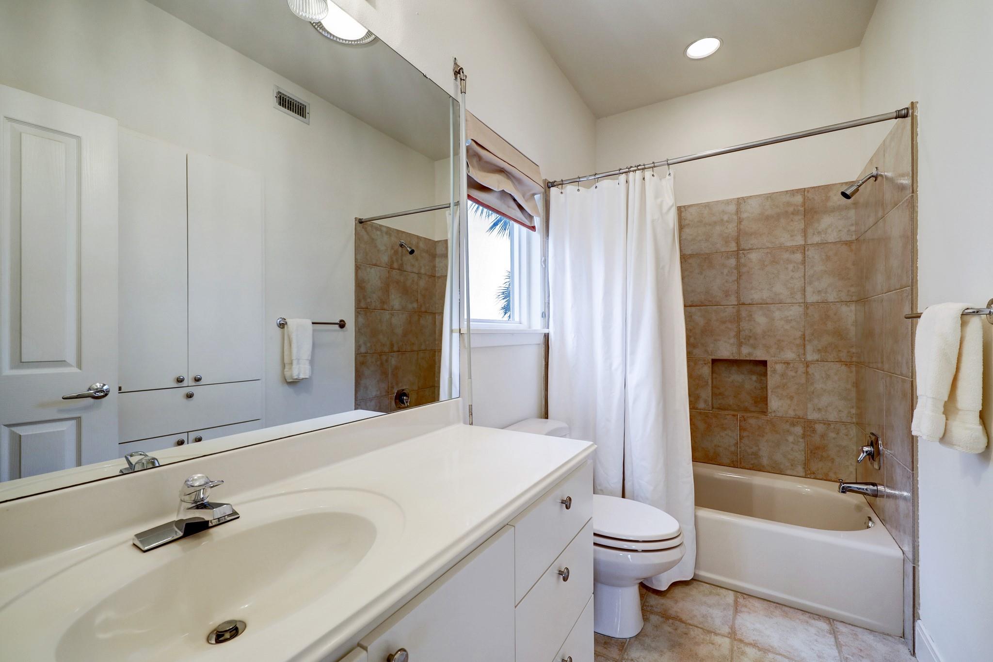 13243 Binnacle Way