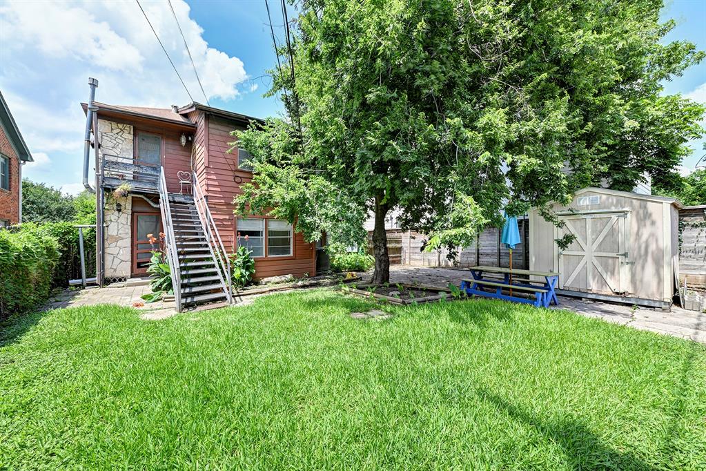 1925 W Mckinney Street