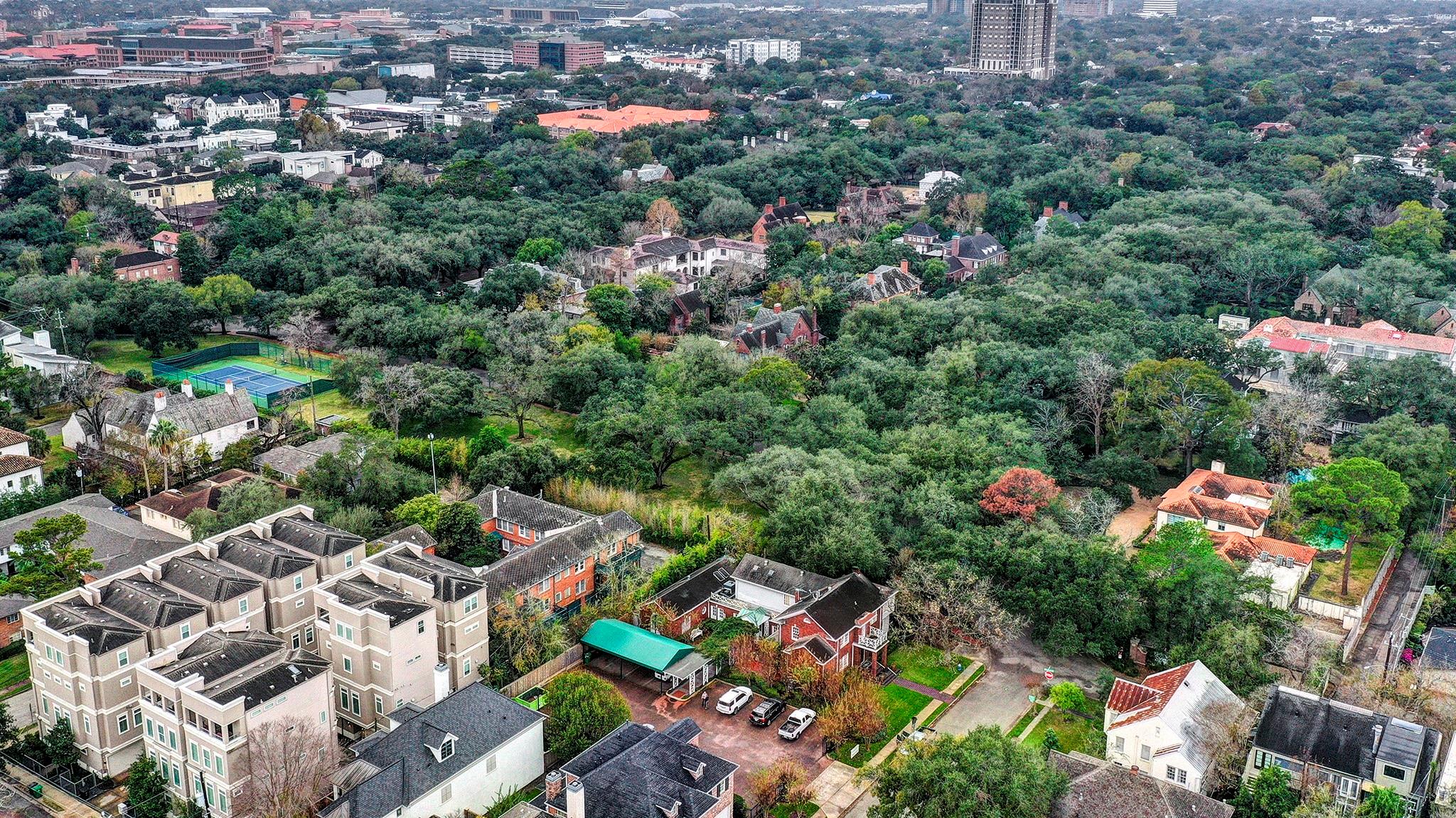 1215 Barkdull Street