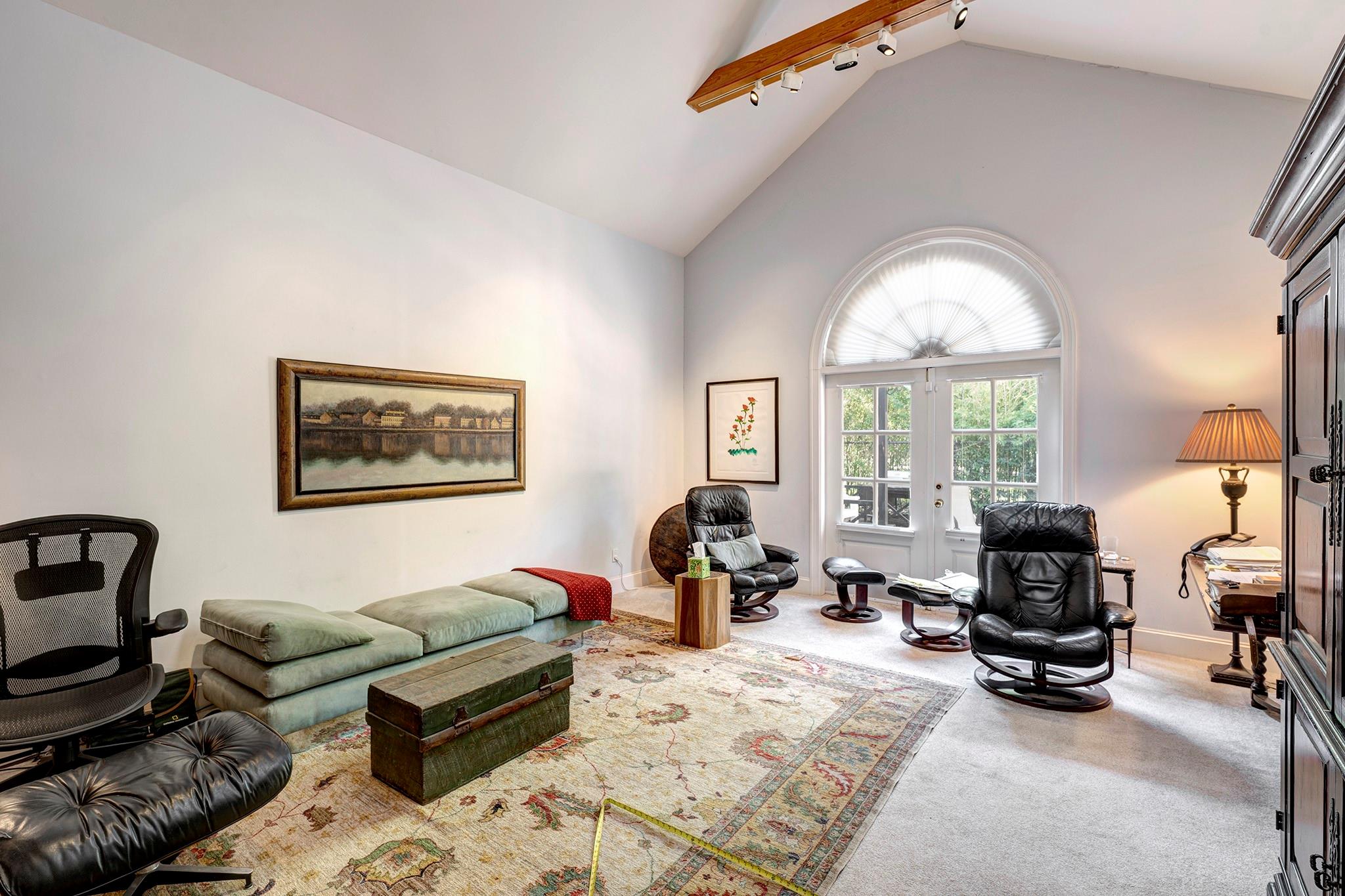 1215 Barkdull Street