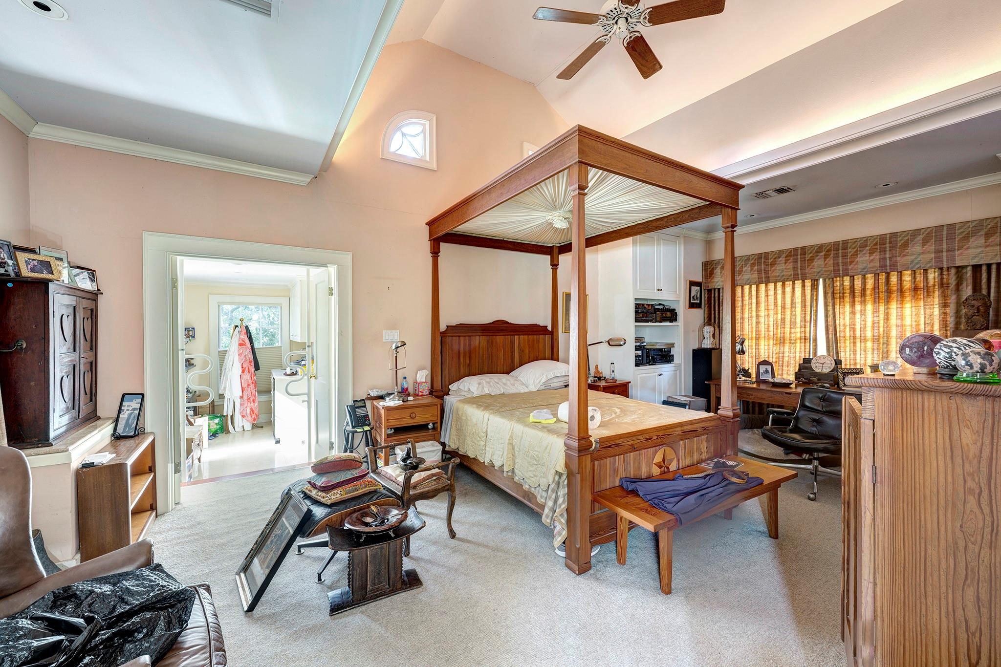 1215 Barkdull Street