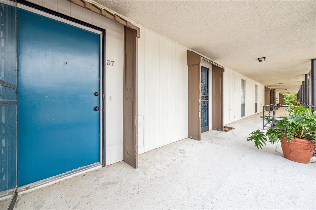 5353 Institute Lane # 37