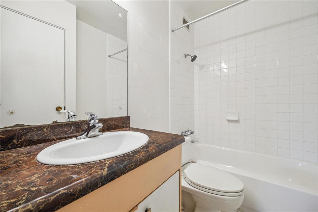 5353 Institute Lane # 37