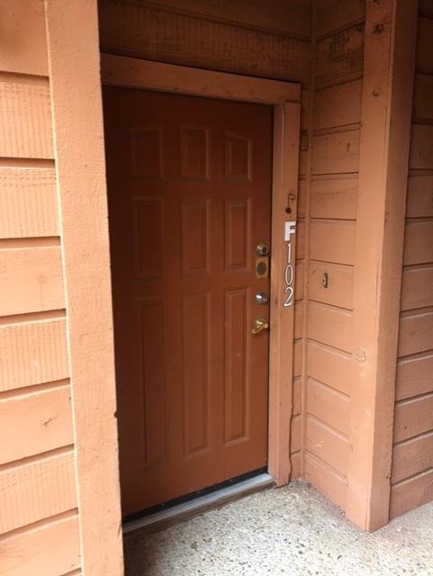 1305 W Villa Maria Road # F102