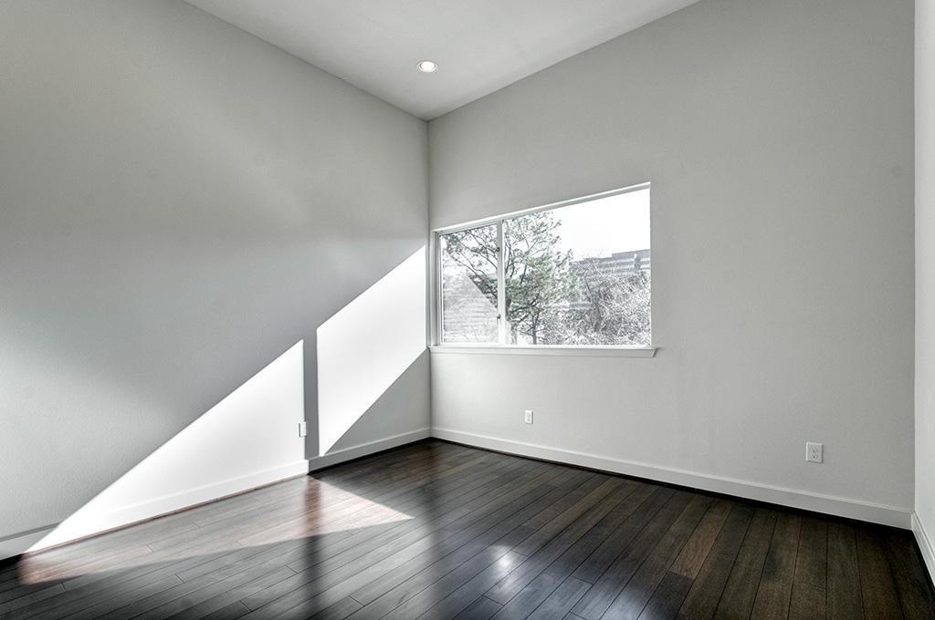 3302 Lake # 3