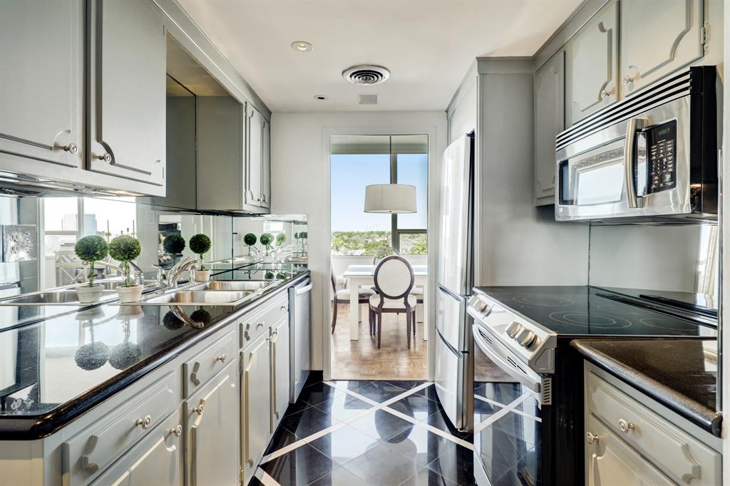2701 Westheimer Road # 10H