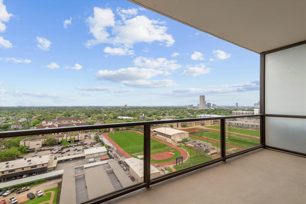 2929 Buffalo Speedway # A1611