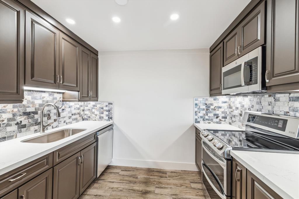 2929 Buffalo Speedway # A1611