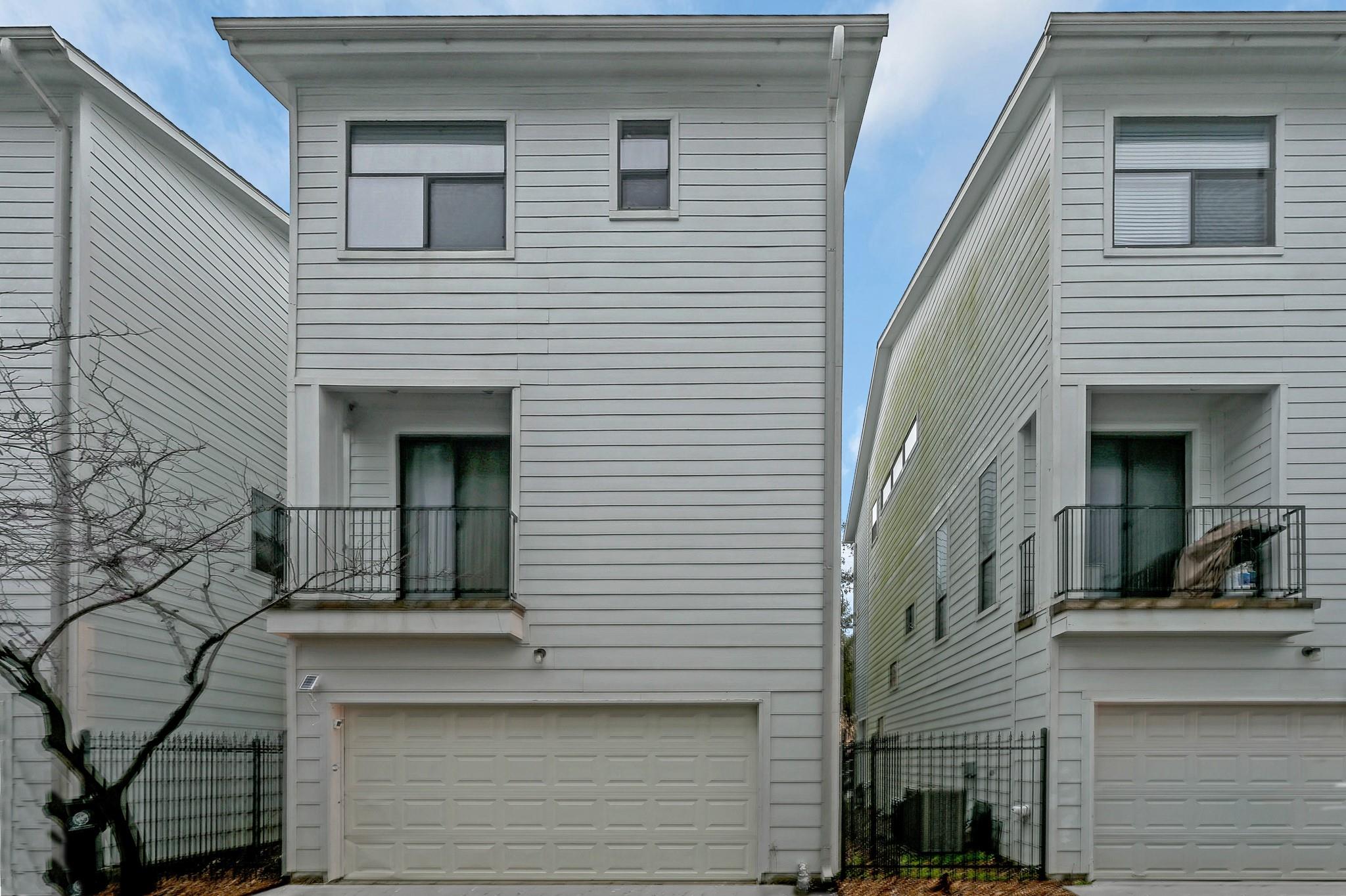 1434 Ennis