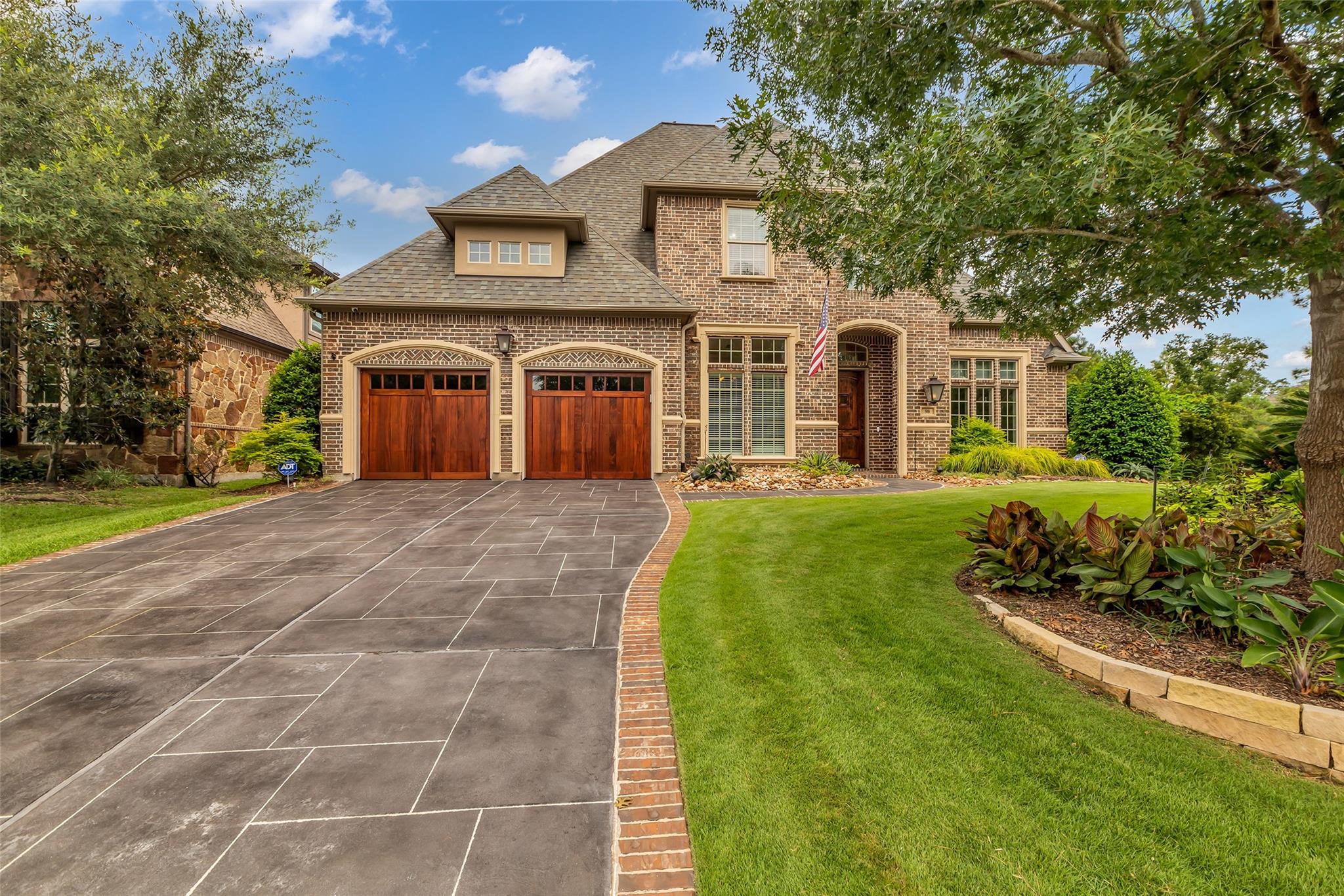 98 E Cove View Trail