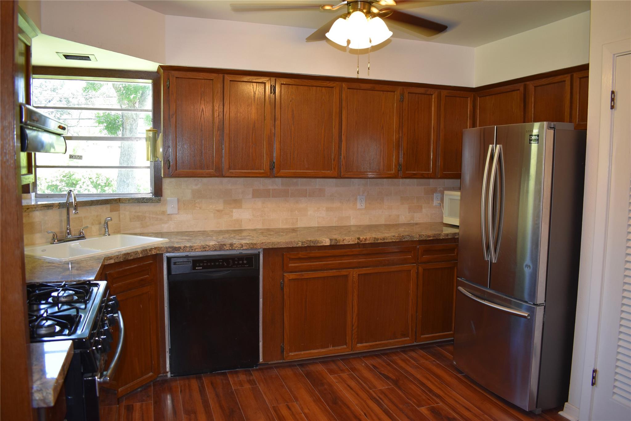 5126 Beechnut Street