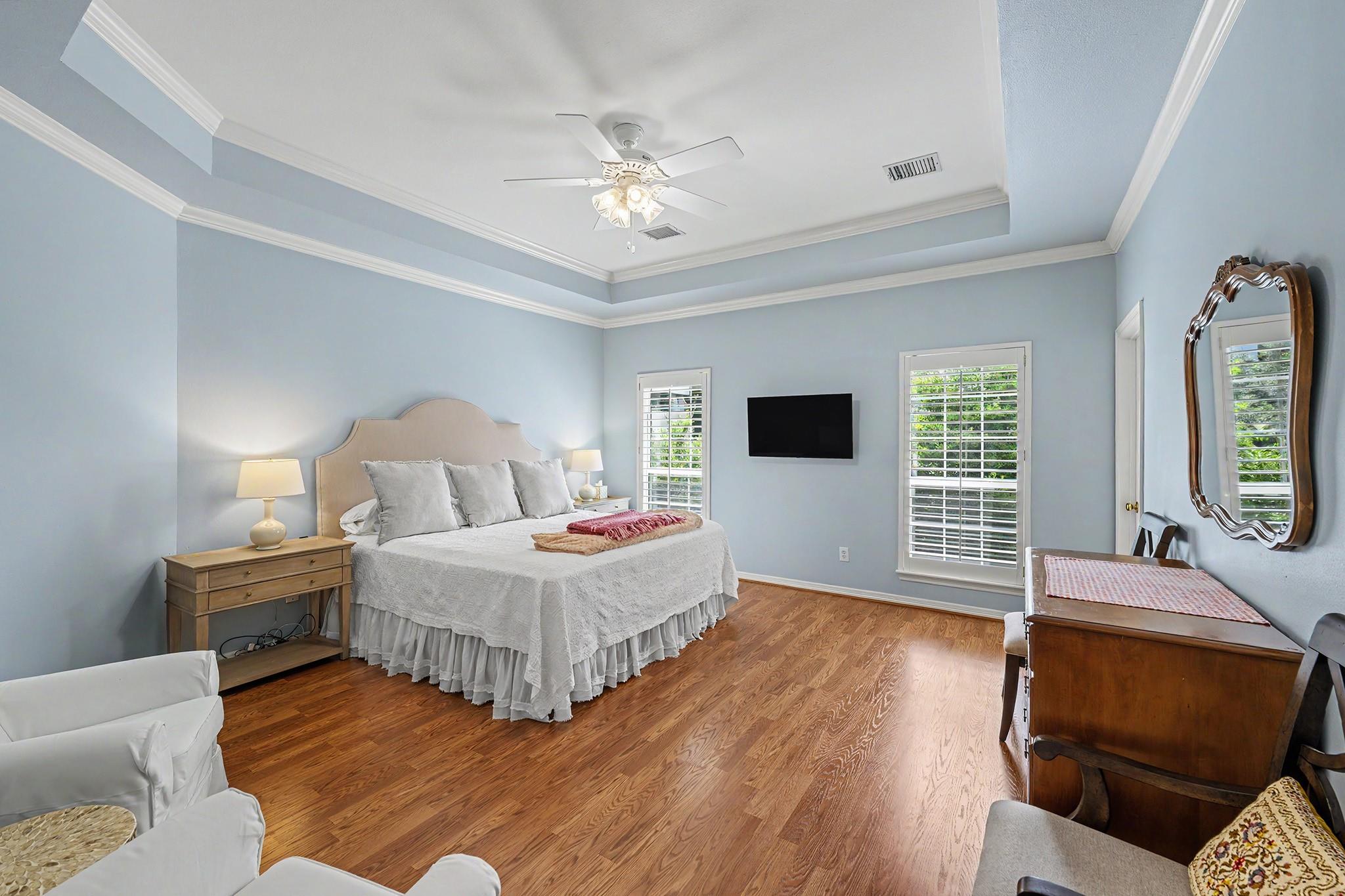 5886 Inwood Park Court