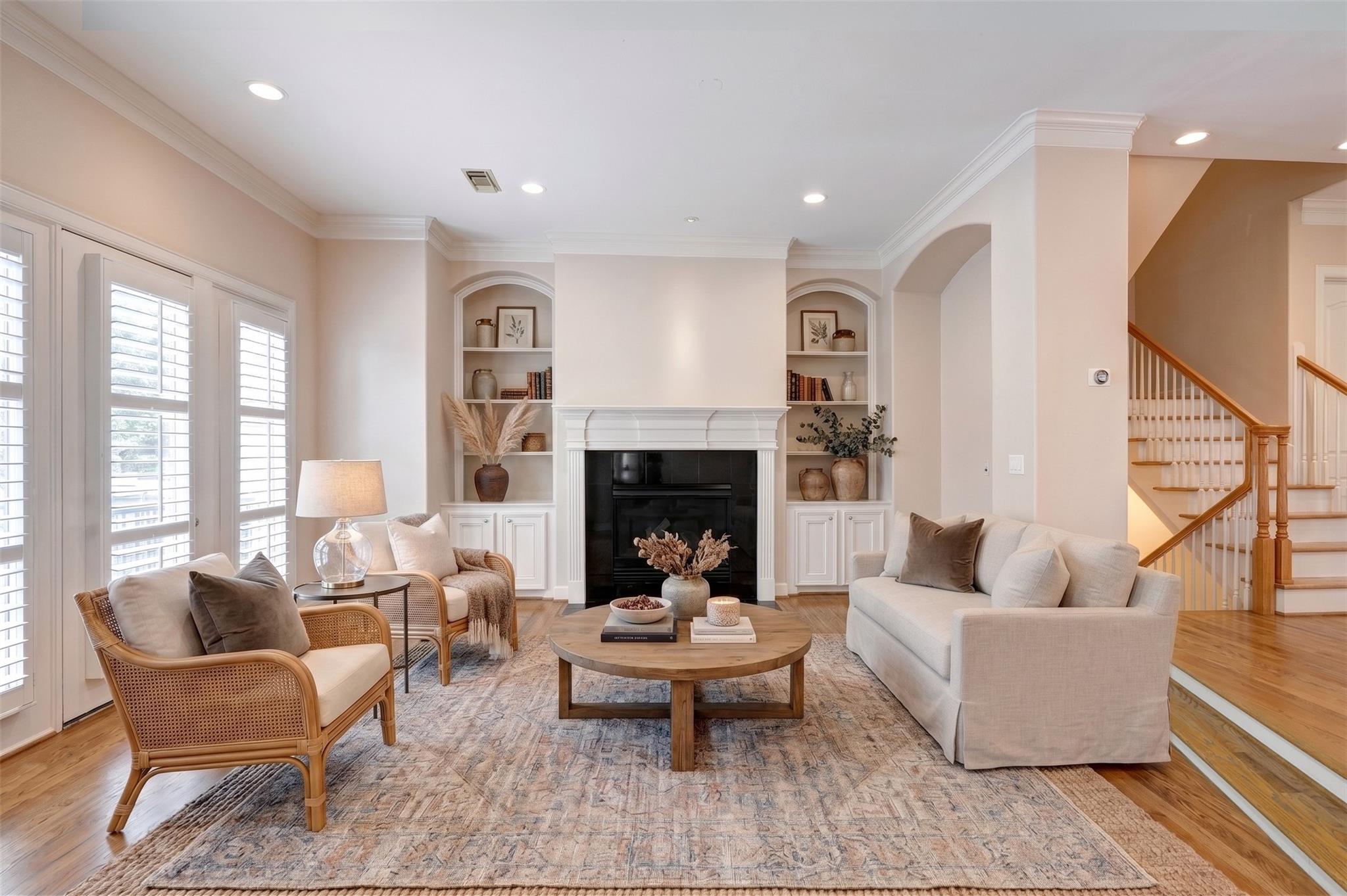 1523 Haddon # B